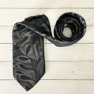 MOSCHINO Split Leaf Philodendron Silk Neck Tie